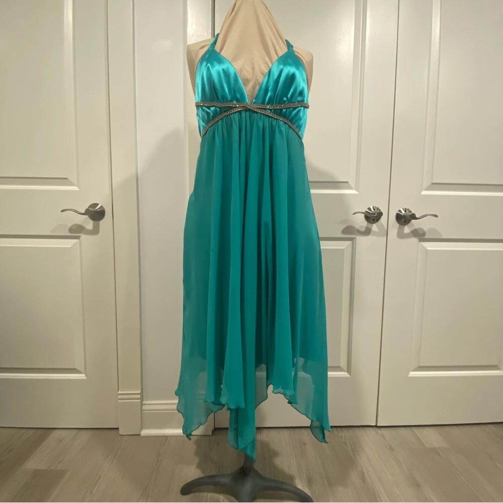 ABS Essentials by Allen Schwartz Green  Halter Cocktail Dress Size 10